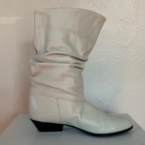 White Mountain mid-calf white boots